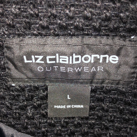 BRAND NEW  WOMAN’S LIZ CLAIBORNE BKACK WAFFLE COAT SIZE LARGE! NWTS! - Picture 5 of 7